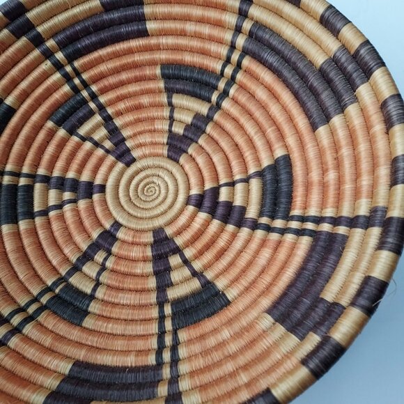 Round Ethnic Coil Handwoven Natural Grass Bowl Basket 11" Diameter 5" Deep Hang - Picture 10 of 12